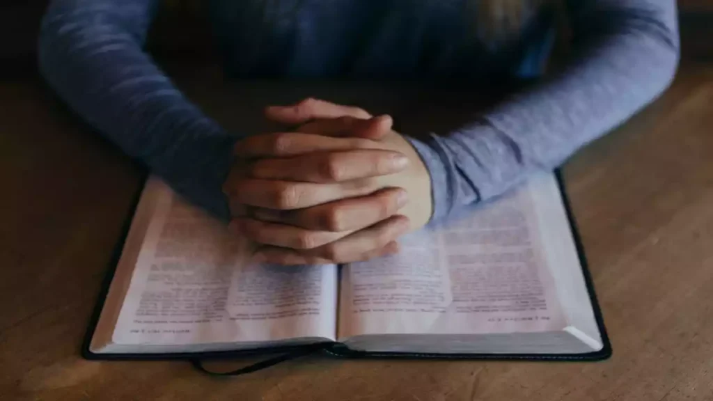 मसीही जीवन में प्रार्थना का महत्व। (Importance of Prayer in the Christian Life. ACTS Prayer Sample)